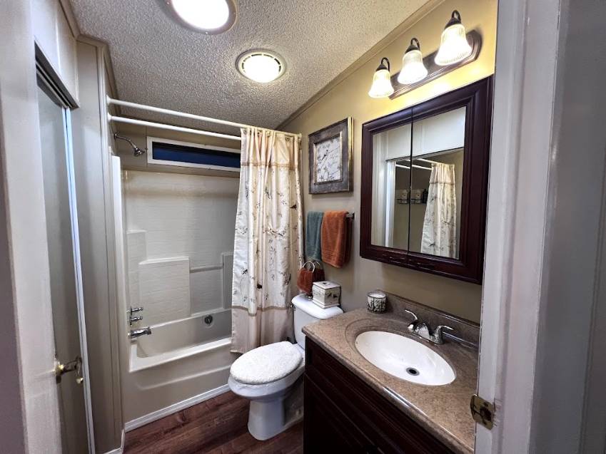 1011 Eagle Drive a Winter Haven, FL Mobile or Manufactured Home for Sale